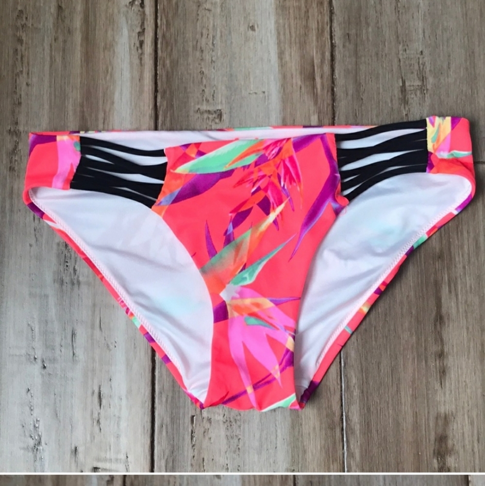 3PC VS Pink Bikini- strappy top with two bottoms! - Picture 2 of 3